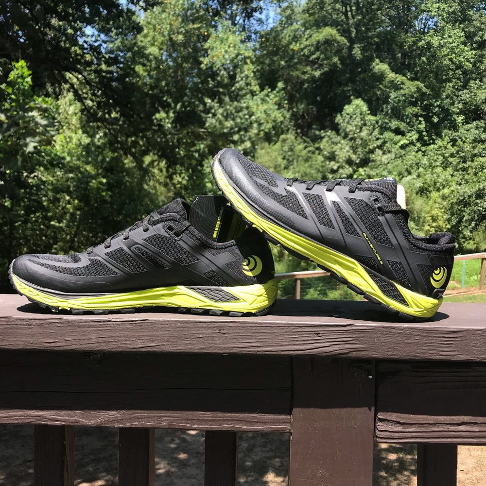 NIB - Topo Runventure 2 - M 11 Blk/Grn